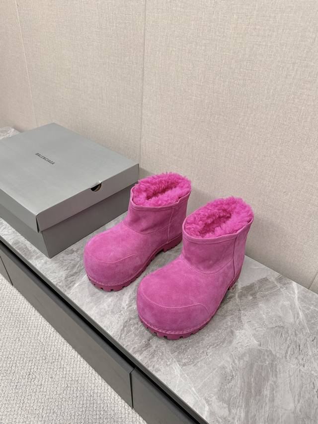 男装20 Balenciaga巴黎世家滑雪系列skiwear最新款情侣款高中低阿拉斯加雪地靴 正品购入开发 完美复刻 设计师推出探索时尚界对于原创与挪用的概念、